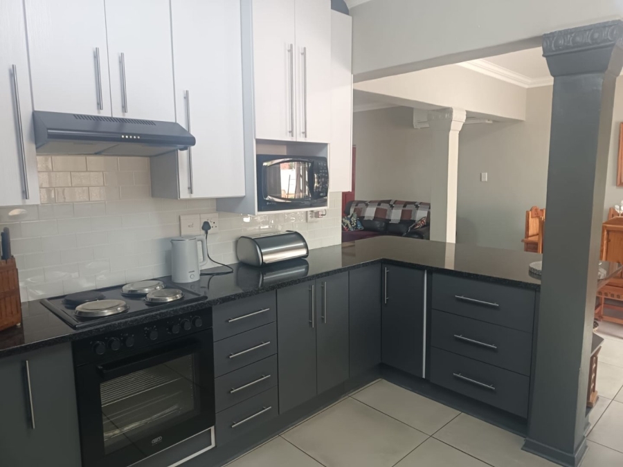 4 Bedroom Property for Sale in Rhodesdene Northern Cape